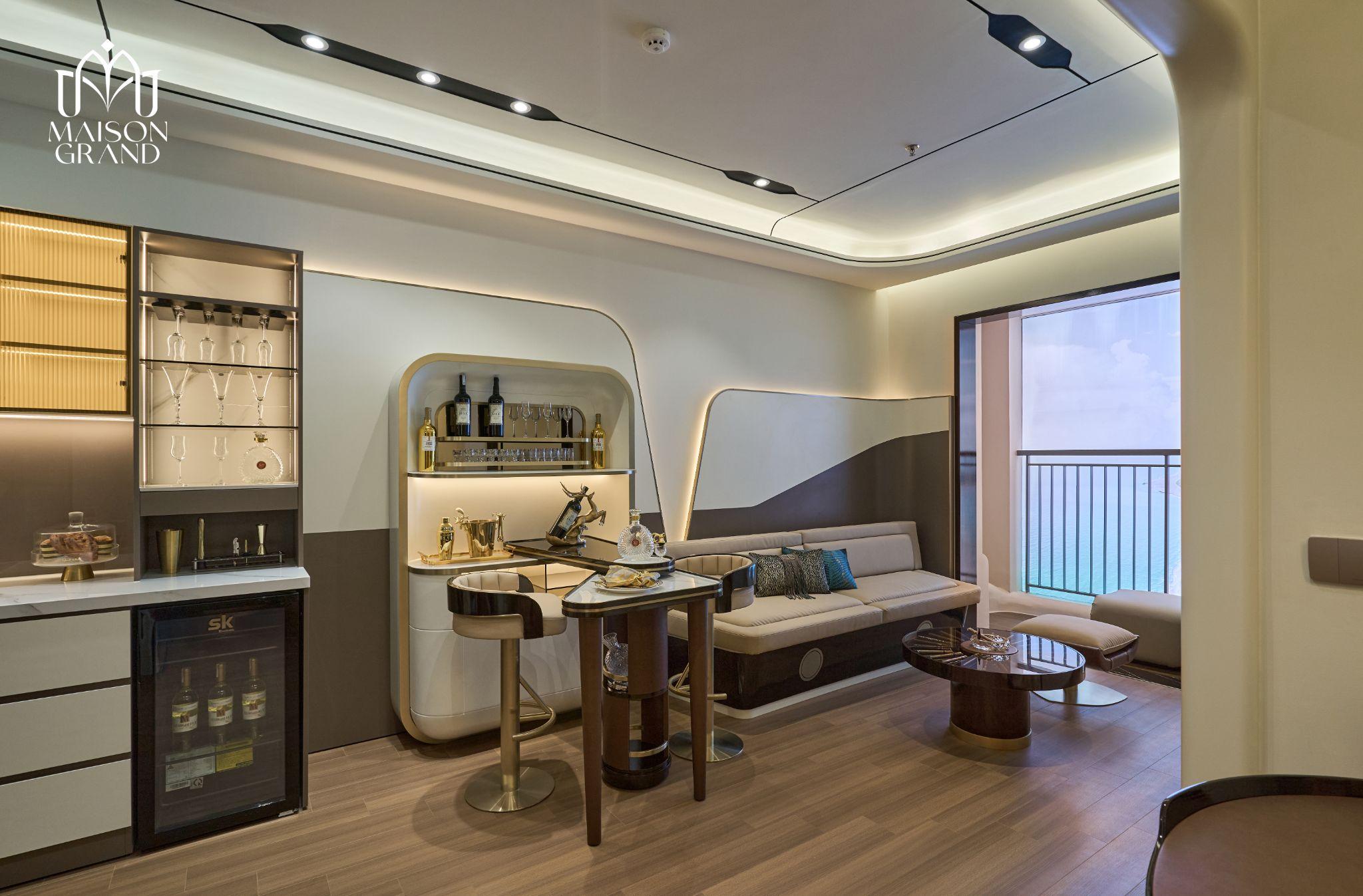 Hàng trăm khách hàng tham dự sự kiện khai trương căn hộ mẫu 1PN+ dự án Maison Grand